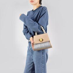 Wholesale Spring Summer Underarm Ladies Hand Bags High Quality Women Leather Axillary Package Elegant Pearl Purse Mini Handbags