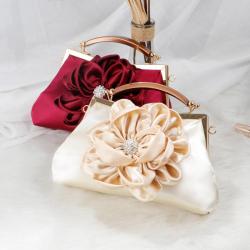 Wholesale  wedding party flower bags fashion women purse red velvet evening bag ladies handbags designer