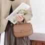 Custom Logo Ready Stock Hot Girl Women'S Casual Design Crossbody Shoulder Bags And Purses Women Fashion Sling Retro Hot 2024