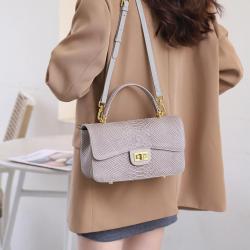 Wholesale Newest Trend Vintage Women Luxury Genuine Leather Snake Skin Flap Shoulder Crossbody Bags Handbags And Purses 2024