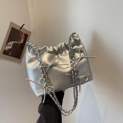 Popular design pleated handbag small women's shoulder bags female 2024 new summer simple bucket bag fashion crossbody bag