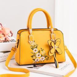 Hot Selling Women's Handbag Embroidered Simple Vintage Handbag for Ladies Shoulder Crossbody Bags