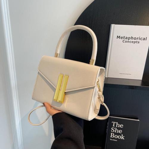 2024 New Fashion Trend One Shoulder Small Square Bag