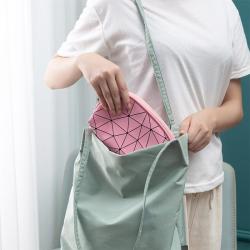 Gelory China Factory Wholesale Diamond Makeup bag Simple Small Portable Clutch Cute Cosmetic Bag