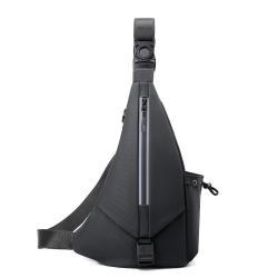 Men's minimalist and fashionable diagonal chest bag