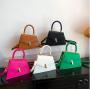 Luxury New Fashion Simple Evening Bag Wind Heavy Industry Women Messenger Evening Bag Women Purse Clutch Bags