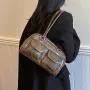 2024 New minimalist and fashionable one shoulder niche large capacity handbag