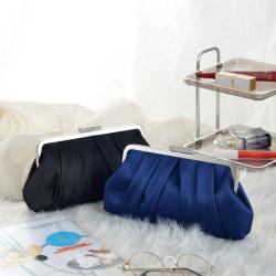 ZWY338 Wholesale New Ladies Elegant Evening Bag Satin Glossy Pleated Clutch Bag Rhinestone Luxury Banquet Party Bag with Chain