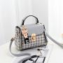 New Fashion Designer Woman Tote Bag Custom Pu Leather Large Capacity Handbag Cover Lock Constracting Color Shoulder Bag
