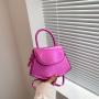 2023 New Shiny Stone Tide Waterproof Handbag Harbor Style Retro Foreign Style Chain One Shoulder Bag Ins Cross Body Bag Fashion