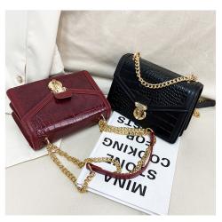 2023 Fashion Casual Women's Bag Crocodile Pattern High Texture Pu Lock Small Square Bag Trend One Shoulder Messenger Bag