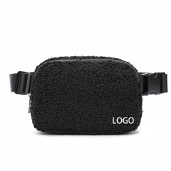 Wholesale Custom Warm Soft Winter Fanny Pack Waist Purse Plush Crossbody Bag Sherpa Cute Faux Fur Belt Bag for Women