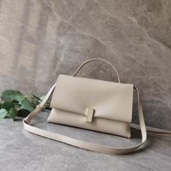 2023 / 2024 Luxury Vegan leather women Handbag Leather Chic lady bag Ladies Handbags