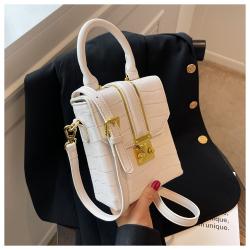 2022 New Korean Versatile One Shoulder Crossbody Fashion Small Square Bag Vintage Bag Women