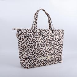 New Trending Custom Design Tote Handbags Female Travel  Large Capacity Shopping Waterproof Nylon Leopard Fashion Cute Handbags