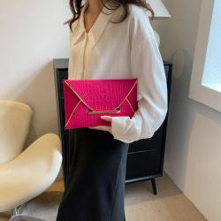 New minimalist casual grab bag
