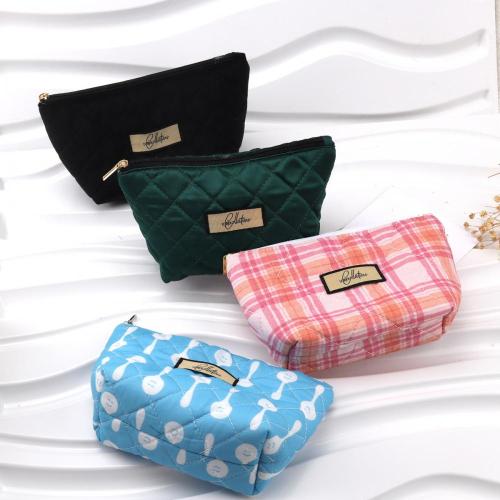 Custom Label Colorful Velvet Zipper Cosmetic Bag Skincare Product Cotton Makeup Cosmetic Pouch