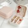 KBW592 Hot Fashion Portable Jewelry Box Ring Earring Organizer PU Zipper Flip Cover Travel Jewelry Box Customized