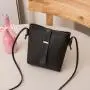 2022 Crossbody Cheap Women Bags Fashion Versatile Bucket Wholesale Women Handbags High Grade Feeling Small Bag Ladies