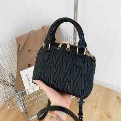 Pleated Handbags Fashion Pure Color Handbag For Women Luxury Small And Square Woman Bags Shoulder Bag