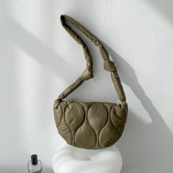 Korean New Shoulder Bag Women's Fashion Casual Crossbody Bag Large Capacity Soft Leather PU Creative Embroidery Dumpling Bag
