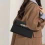 Latest Design Leather Women's Crossbody Bag Classic Women Bag Shoulder Bag Wholesale