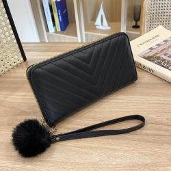 2024 Ladies New V Tattoo Flower Fur Ball Long Wallet Casual Coin Purse Fashionable Portable Single Strap Bag Chains Gift Bag