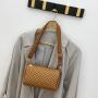 2024 New Printed Women's Shoulder Bags Portable Fashionable Cylindrical Bags Factory Wholesale Niche Trend