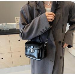 2024 new wax leather retro fashion women's small square bag messenger bag ladies brown handbag wholesale shoulder bag