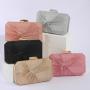 bolsos para mujeres Ladies dinner bag dress pleated banquet clutch niche unique design one shoulder cosmetic bag wholesale