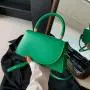 Fashion texture small bag female 2024 new popular design solid color crossbody bag fashion handbag small square bag trend