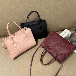 Women's tote bag ladies handbag 2024 new V pattern embossed handbags small shoulder bag casual mobile phone bag