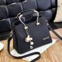 Large Capacity Women Fashion Handbags Fashion Women Handbags Wholesale Simple All-match Quality Luxury  Bags For Women Ladies