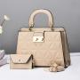 Niche Light Luxury Bag Women's High-end Large-capacity Handbag 2022 New Trendy Fashion Diamond One-shoulder Messenger Pure Bag