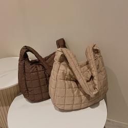Large Capacity Crossbody Handbag Custom Leather Bag Shoulder Bag With Solid Pattern Polyester Lining Embroidery Decor