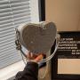 2023 Customized trendy Heart Shape shoulder bags ladies bag women's handbags For Young Ladies