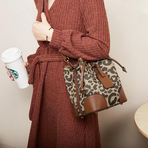 Fashion Winter Messenger Bag Leopard Print Canvas Drawstring Bag Ladies Bucket Tote Handbag Women Office Shoulder Bag Crossbody
