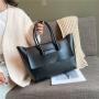 Fashion handbags for women 2024 New Korean Style Large Capacity Underarm Tote Bag Custom Logo Shoulder Crossbody Bag for Women