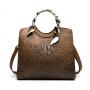 2024 New design women's fashion handbags rivets large capacity casual simple shoulder bag