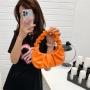 Fashion Ins Woman Designer Handbags Custom Simple Retro Sling Bag With Wooden Handle Pleated Cloud Small Bag Pure Color