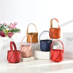 DC040 PU Wedding Decoration Candy Bag Flower Hand Gift Box Packaging Box for Wedding Birthday Party Gift Bag Packaging Box