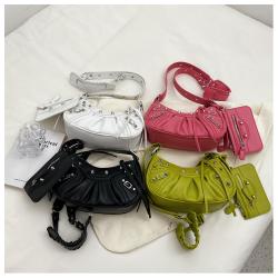 New Fashion Women's Bag Rivet Crescent Child Mother Bag European And American Vintage Quilted Pleated High Quality Shoulder Bag