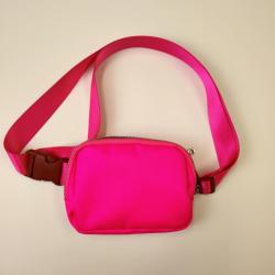 Customized Hot Pink Bum Bag Square Waist Bag Belt Waterproof Nylon Weekender Bag Girls Women Running Chic Waist Pack