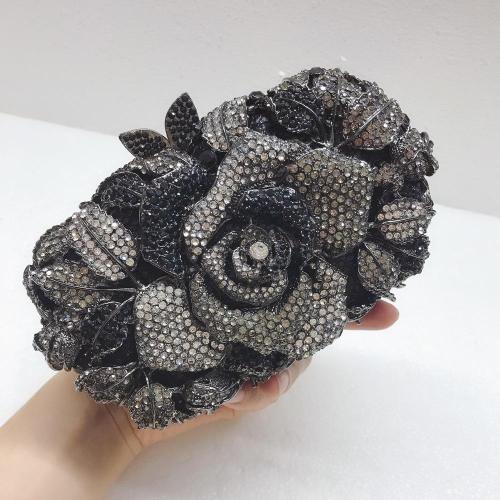 Custom design  2024 black Flower hollow diamond evening banquet crystal bag women's handbag Clutch Purse