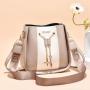2023 Fashion PU Leather Ladies Shoulder Bags Luxury Trendy Women's Tote Bags