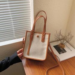 New minimalist and fashionable trendy design sensation crossbody bag for women