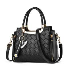 Factory Direct Wholesale bolsas Women Handbags Woven Shoulder Bag Large Capacity Crossbody Handbag With Pendant For Ladies