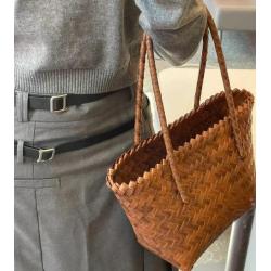 ZWY345 Faux Rattan Ladies Handmade Woven Bag Long Shoulder Vintage Vegetable Basket Bag Wholesale Casual PVC Shopping Tote Bag