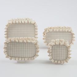 Wholesale Women Cute Travel Pouch Ladies Cosmetic Storage Plaid Makeup Organizer Girls Gingham Cosmetic Bags Ruffle Makeup Bag