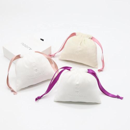 Custom Logo Printed Wholesale White Beige Velvet Gift Jewelry Pouch Luxury Soft Dust Drawstring Packaging Velvet Bag